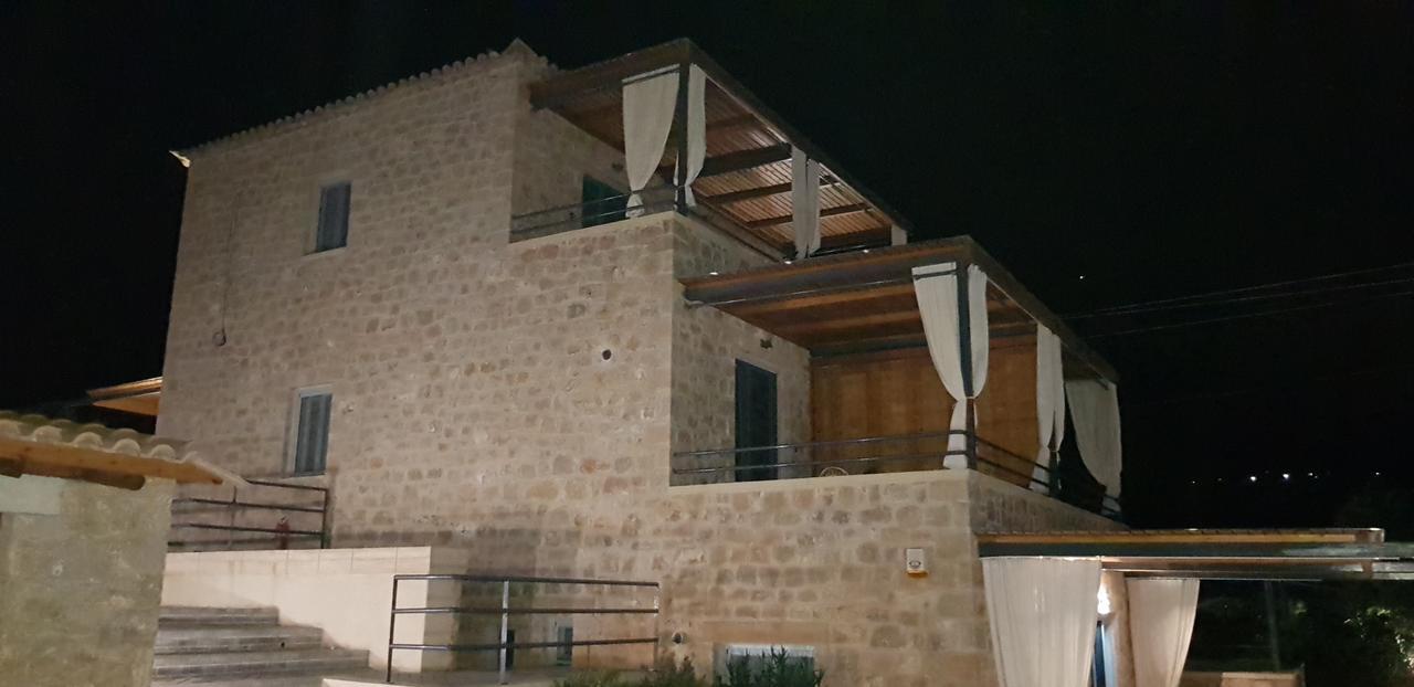 Lithos Guesthouse Kardamili Kültér fotó